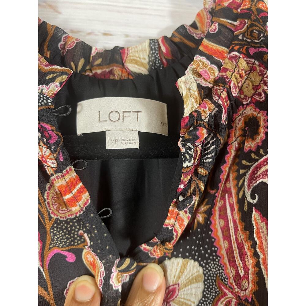LOFT Blouse Women's Size MP Black Paisley Ruffle V Neck Long Sleeve Sheer Lined - Picture 6 of 11